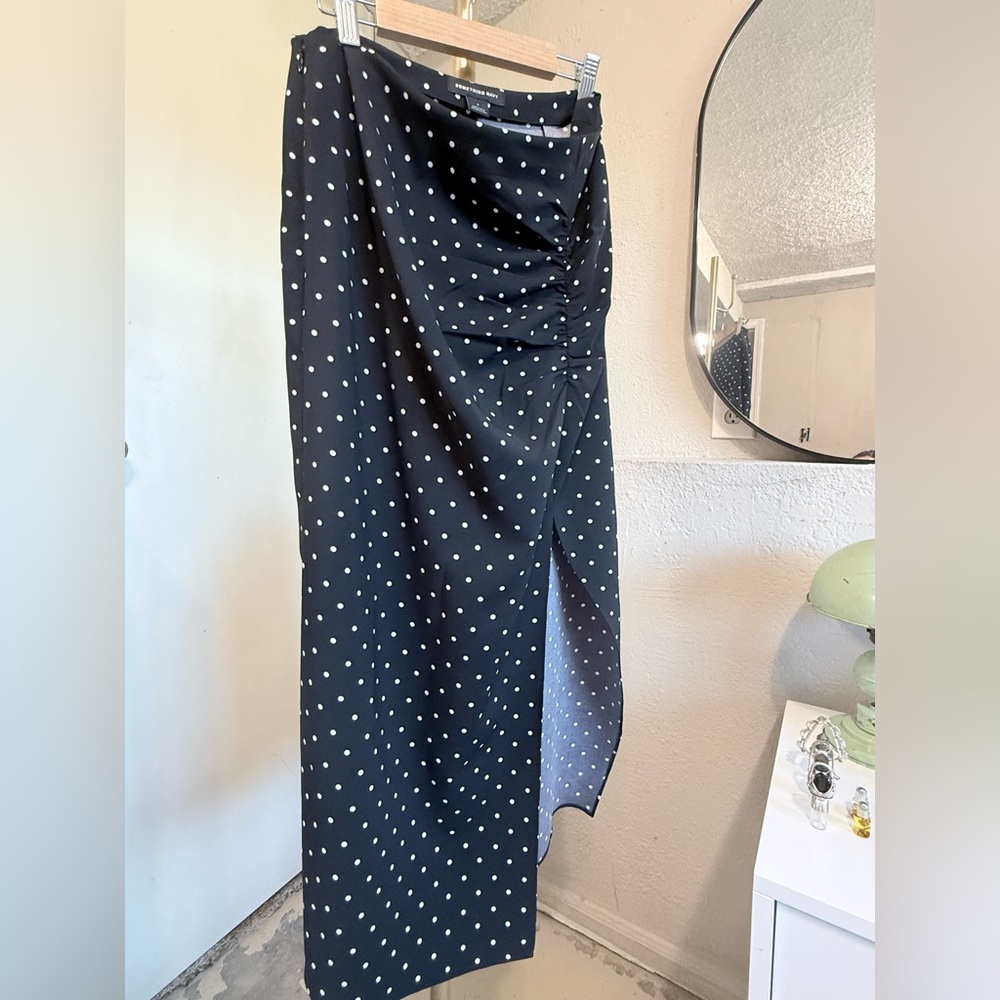 NWOT - Something Navy Rouched Midi Slip Skirt Black w. White Polka Dot - Size S - Picture 8 of 11